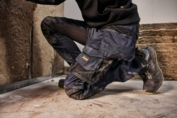 snickers trousers that supports kneeling, climbing, and lifting